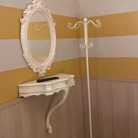 Santa Giustina Centro Storico Maison d'hôtes Lucques