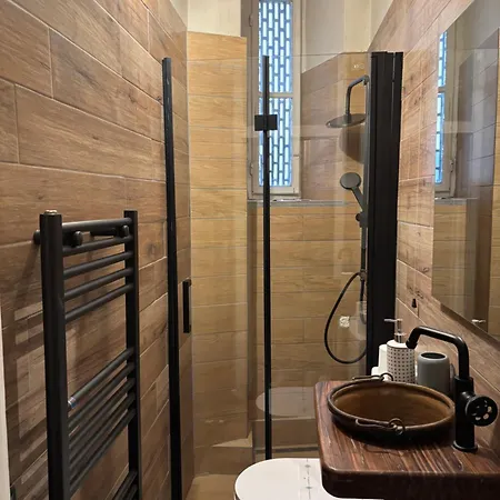 Santa Giustina Centro Storico Maison d'hôtes Lucques