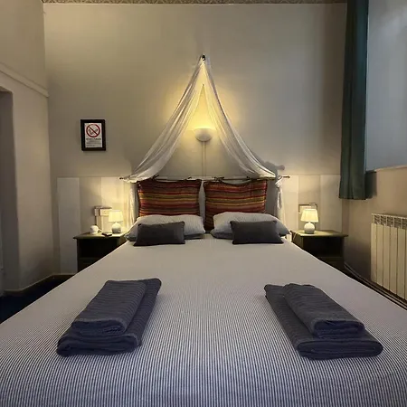 Santa Giustina Centro Storico 3* Lucca